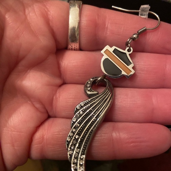 HD Rhinestone Wing Earrings - Picture 2 of 5